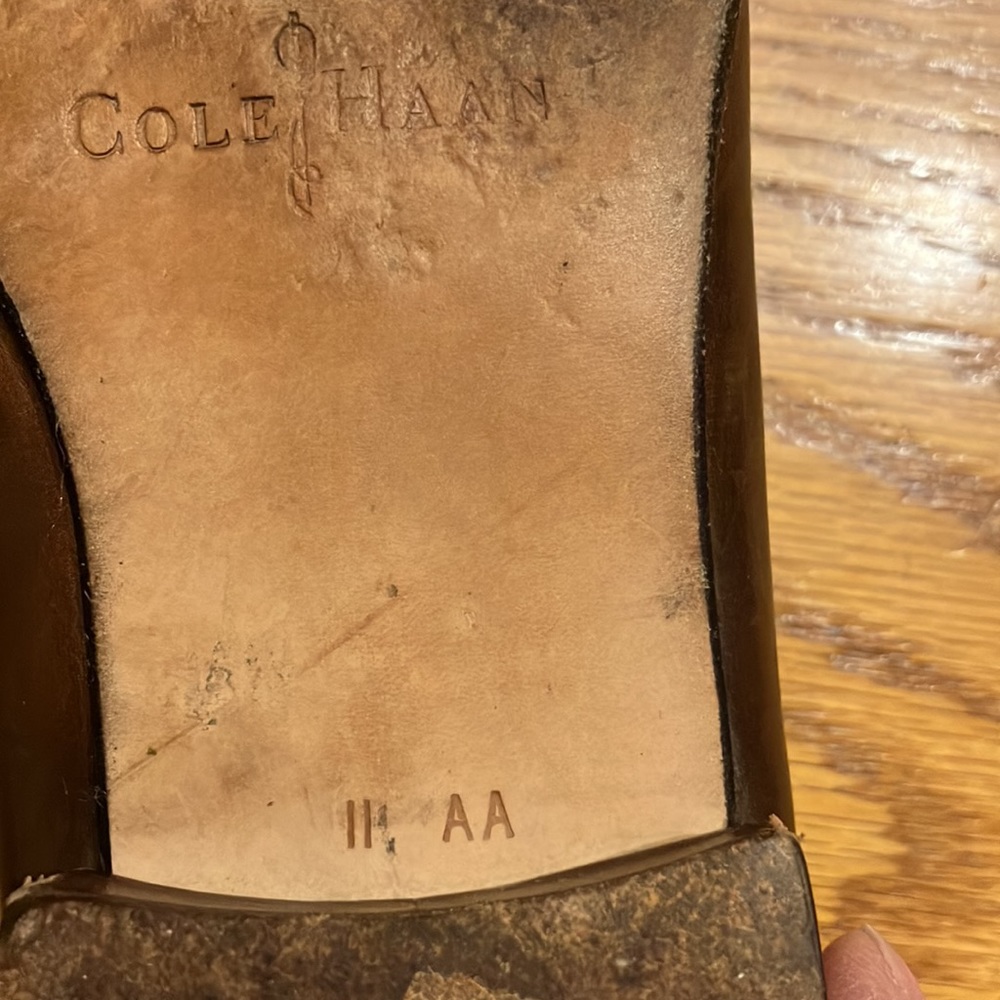 EUC Vtg Sz 11 AA (narrow) Cole Haan leather loafer shoes - Picture 6 of 10